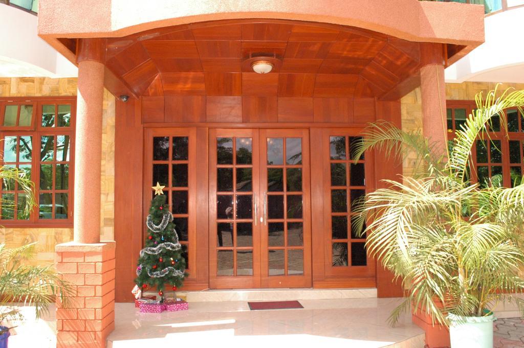 Grace Land Hotel Arusha Extérieur photo