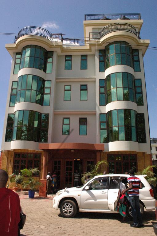 Grace Land Hotel Arusha Extérieur photo