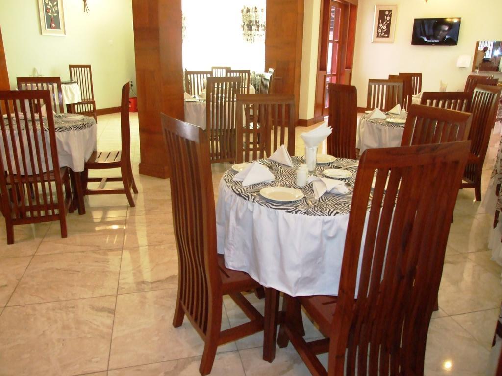 Grace Land Hotel Arusha Extérieur photo